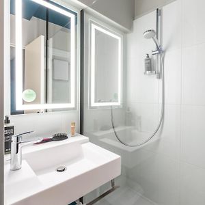 Habitación Estándar con 2 Camas Individuales